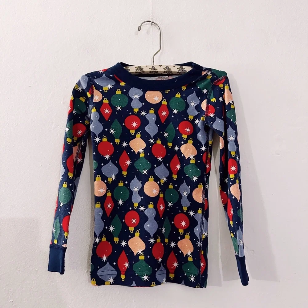 Hanna Andersson Holiday HannaJams Pajama Shiny Bright Ornaments Long Sleeve Top